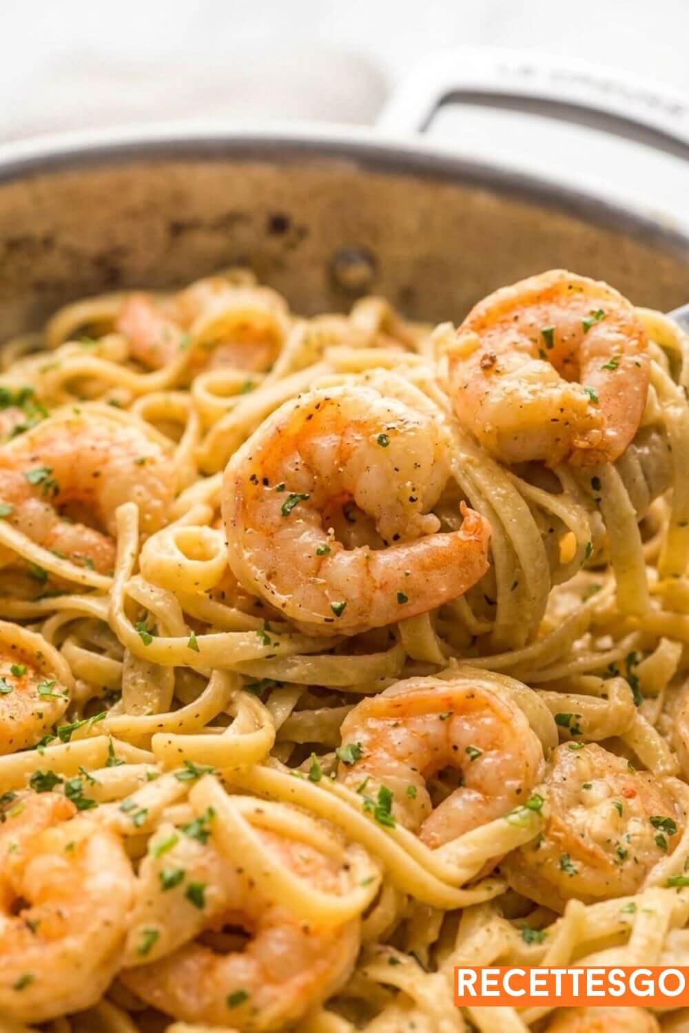 Creamy Garlic Shrimp Pasta Recipe